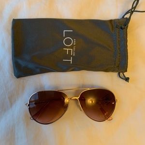 Loft Aviator Sunglasses with Drawstring Bag